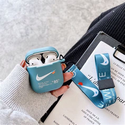 hypebeast airpod case off white.